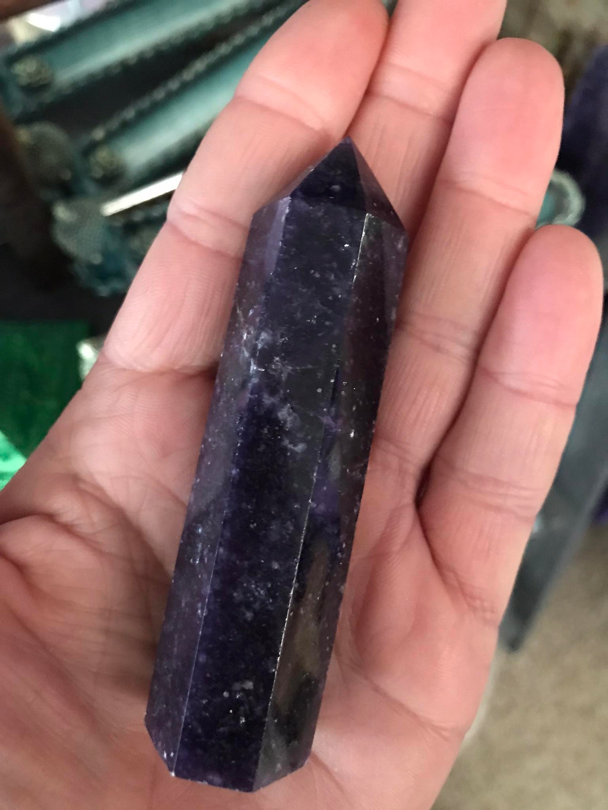 Lepidolite tower – Medium, 9 cm, 84 g