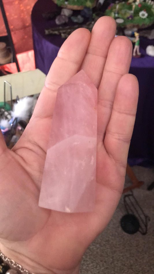 Rose Quartz Point, 9 cm