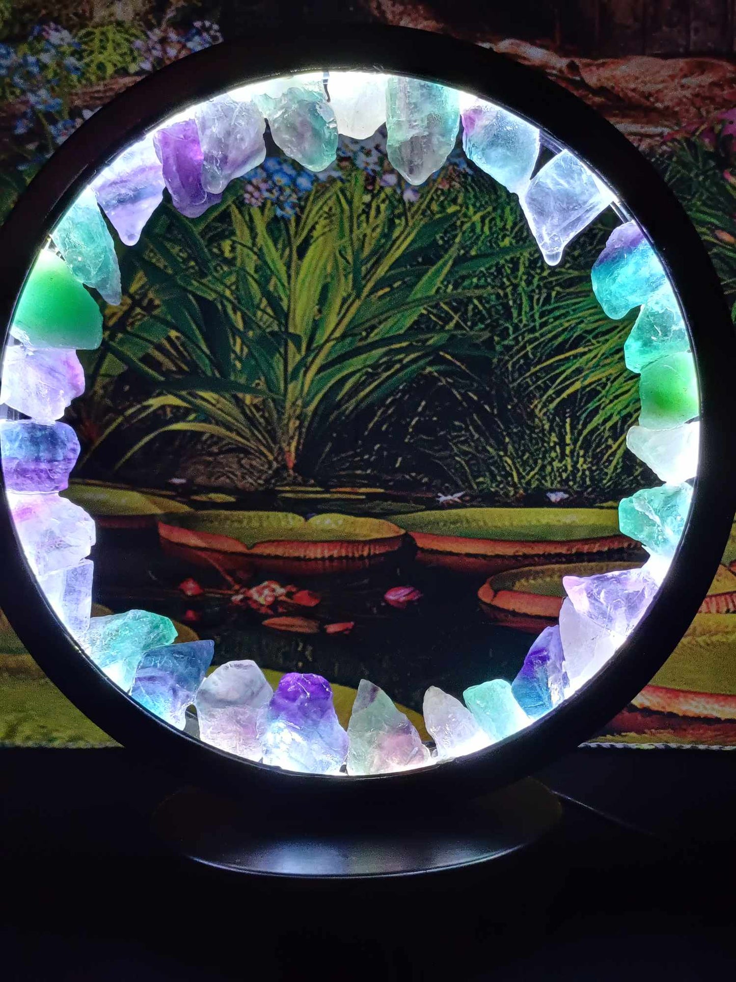 ROUND CRYSTAL LAMPS