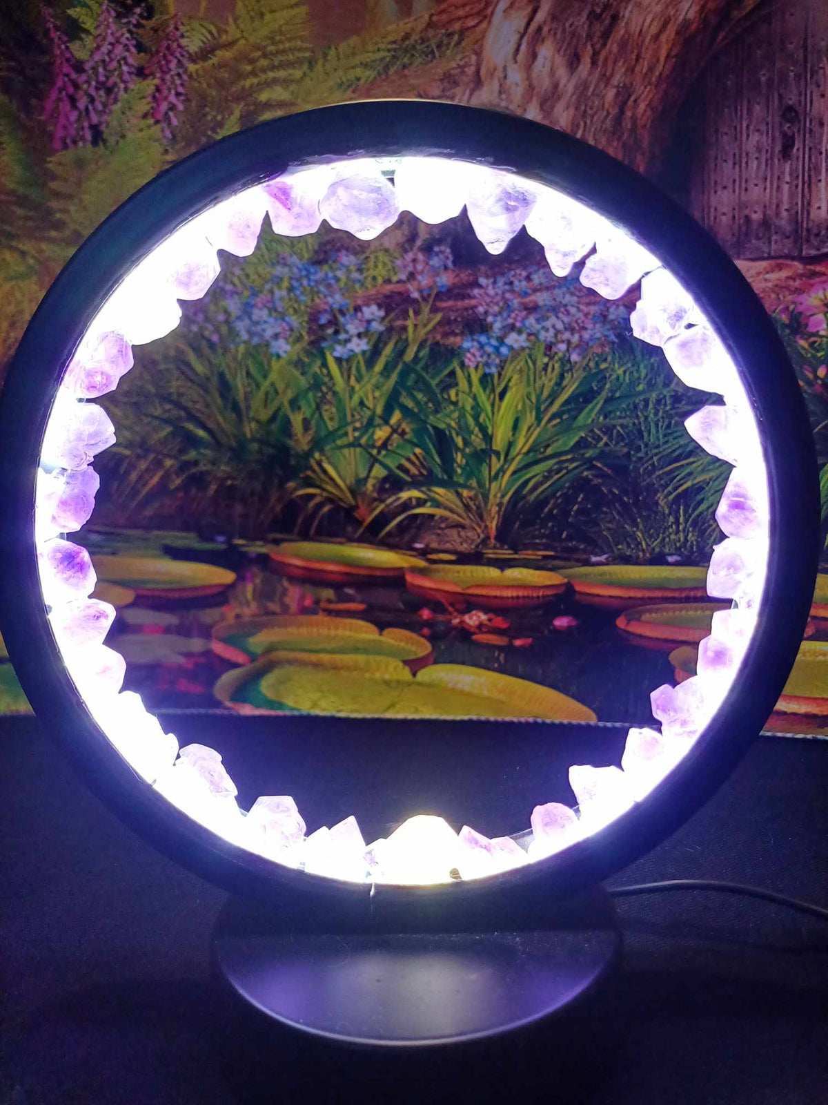 Round crystal lamp, view 4