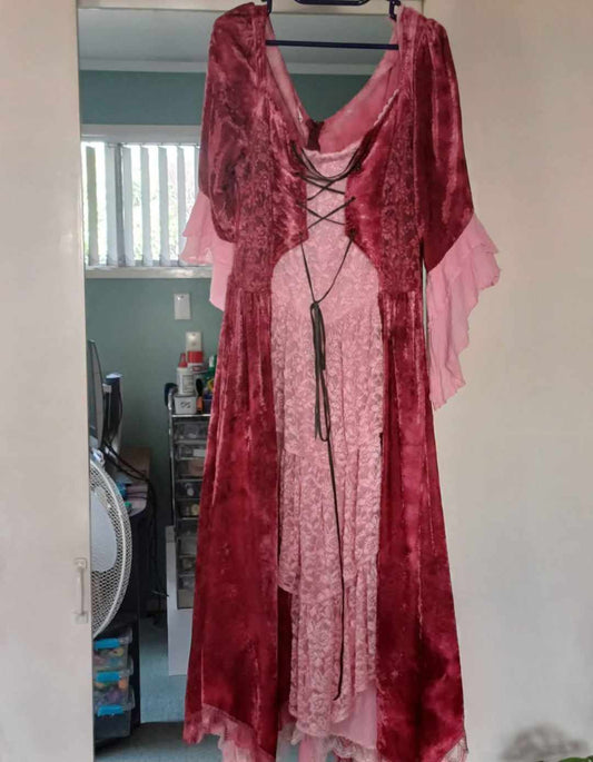 GORGEOUS VELVET & LACE BOHO/GYPSY DRESS