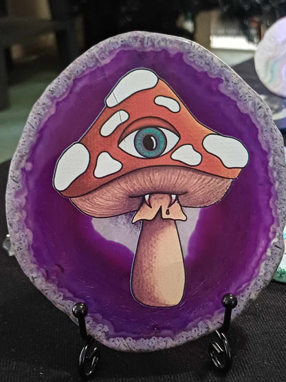 Painted agate slice – Purple mushroom